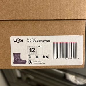 Ugg Boots, NIB